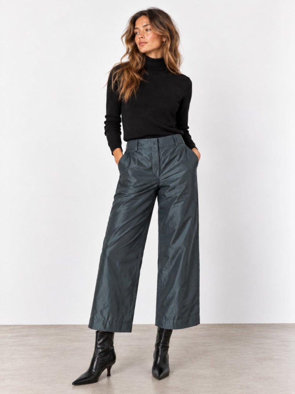 GIORGIO ARMANI Italy Technical Shimmer Wide Leg Crop Trousers Green 38 (2 or XS) - Picture 2 of 8